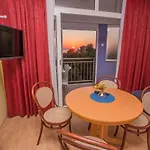 Hotel Pecic Gradac (Split-Dalmatia)