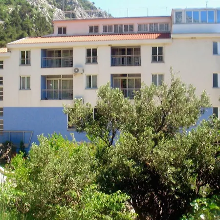 Pecic 4* Gradac (Split-Dalmatia)